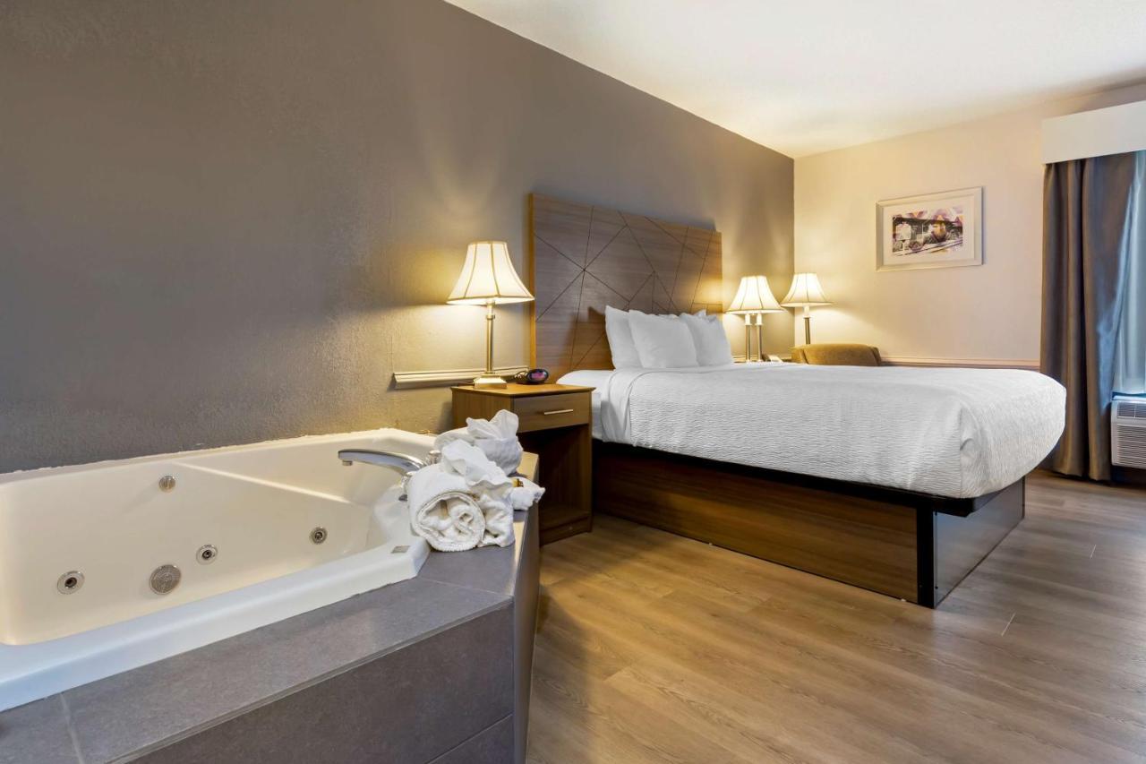 Best Western Plus South Hill Inn Buitenkant foto