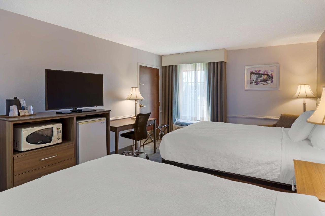 Best Western Plus South Hill Inn Buitenkant foto