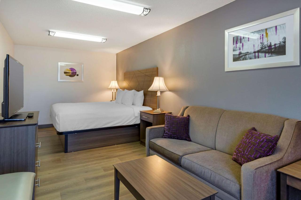 Best Western Plus South Hill Inn Buitenkant foto