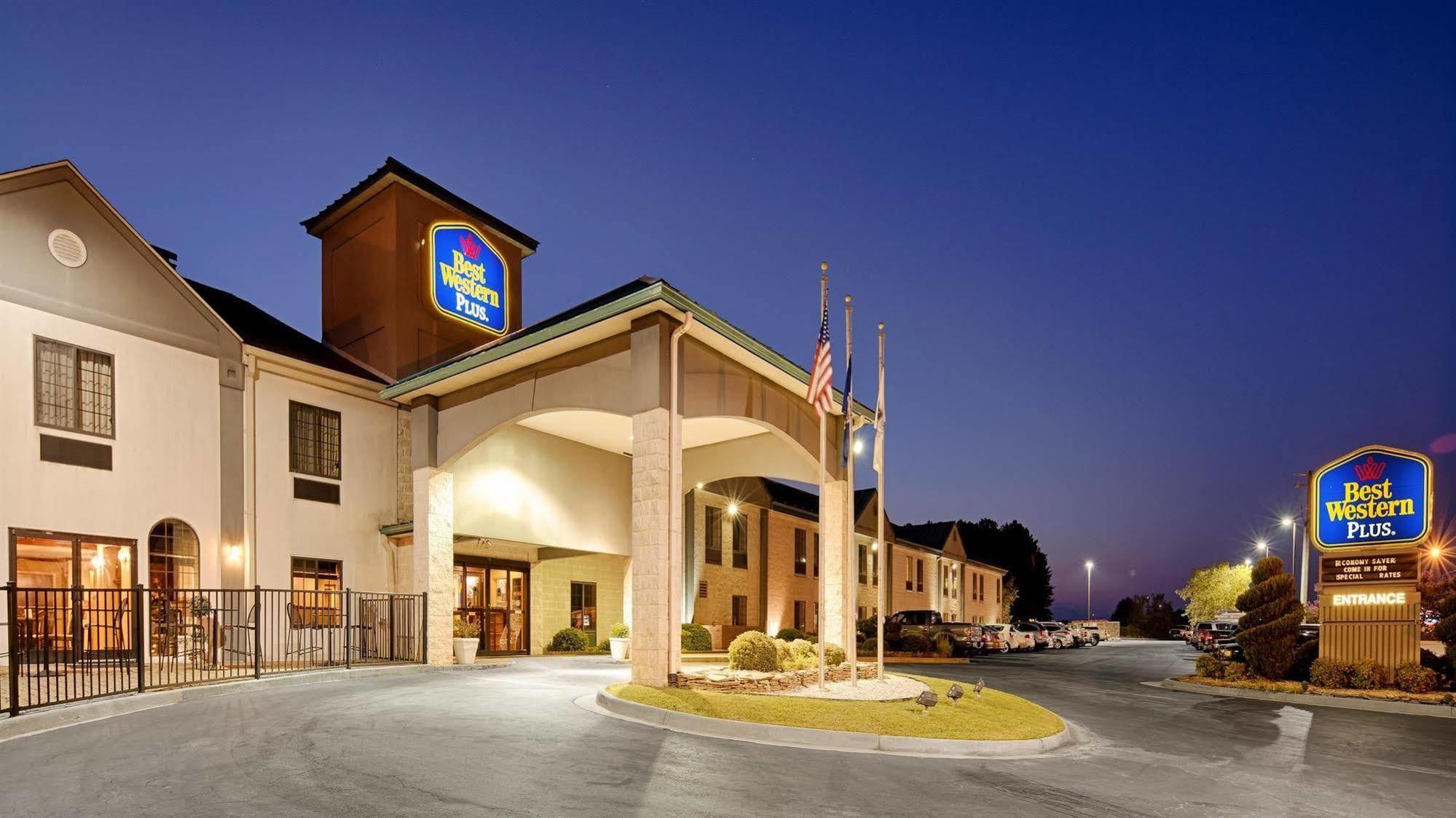 Best Western Plus South Hill Inn Buitenkant foto